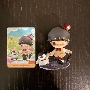 Pop mart Dimoo Animal Kingdom "Penguin tango"